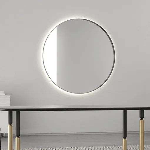 Specchio FullMoon di grandi dimensioni con cornice in metallo di Minotti Italia