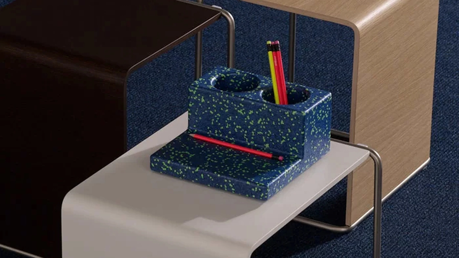 Tavolini Ueno in legno laccato o naturale di LaPalma