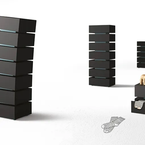 Comodino e Cassettiera NYC & Pisa in legno laccato di Minotti Italia