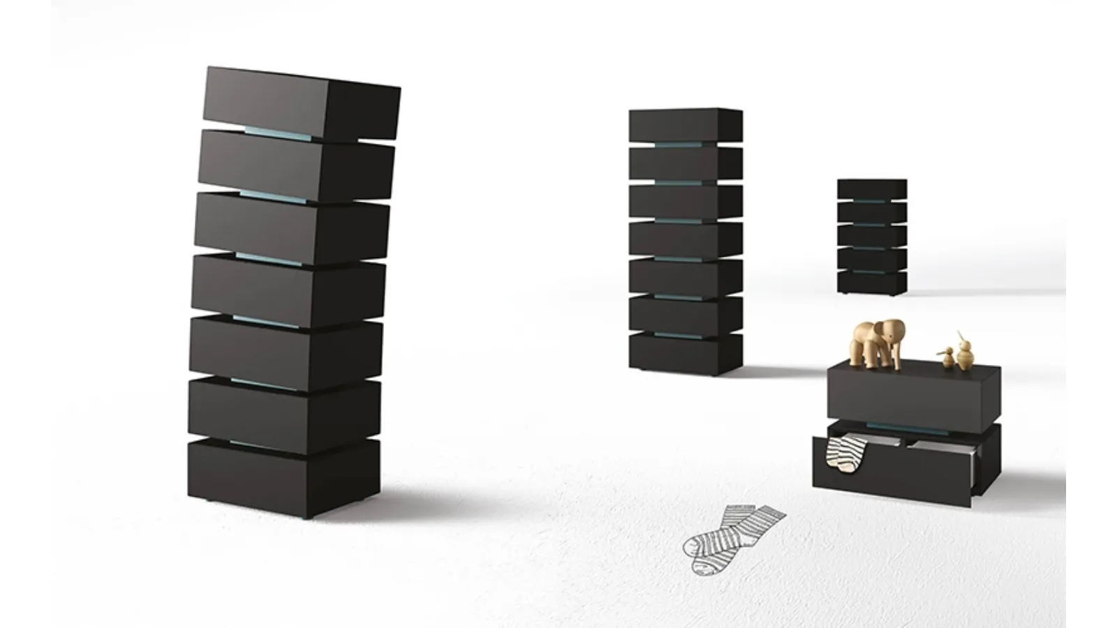Comodino e Cassettiera NYC & Pisa in legno laccato di Minotti Italia