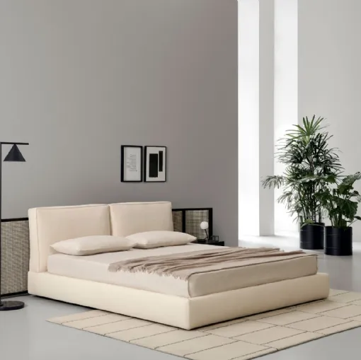 Letto in tessuto imbottito Byron di Porro