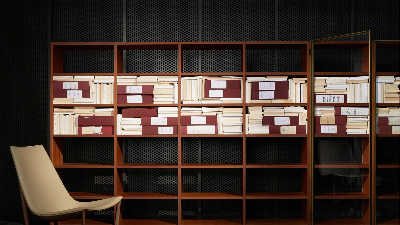 Libreria System Showcase di Porro