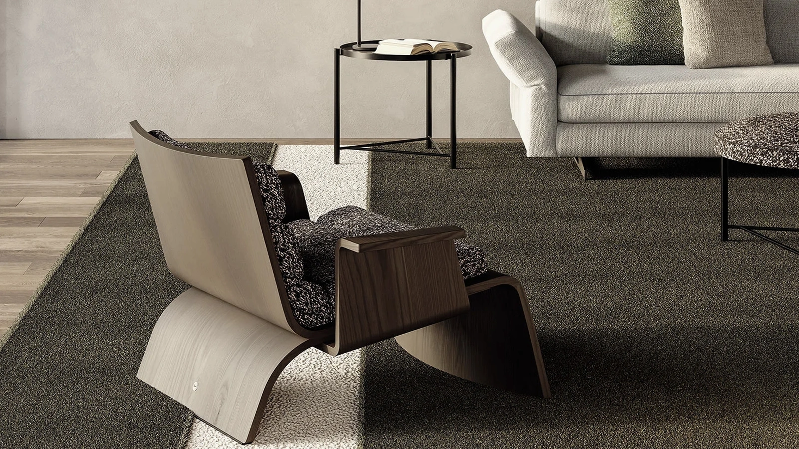 Poltrona di design Linda in legno e tessuto di Frigerio