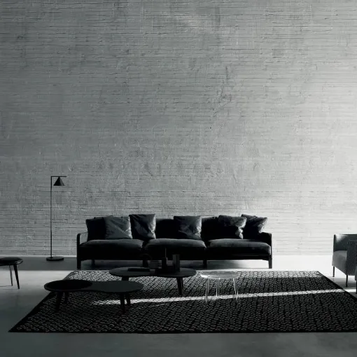Divano lineare Dumas in pelle di Living Divani