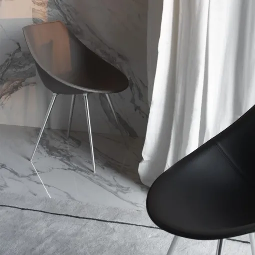 Sedia Lagò rivestita in cuoio di Driade