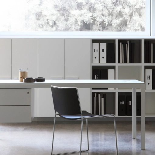 Sedia Spindle rivestita in pelle di Porro