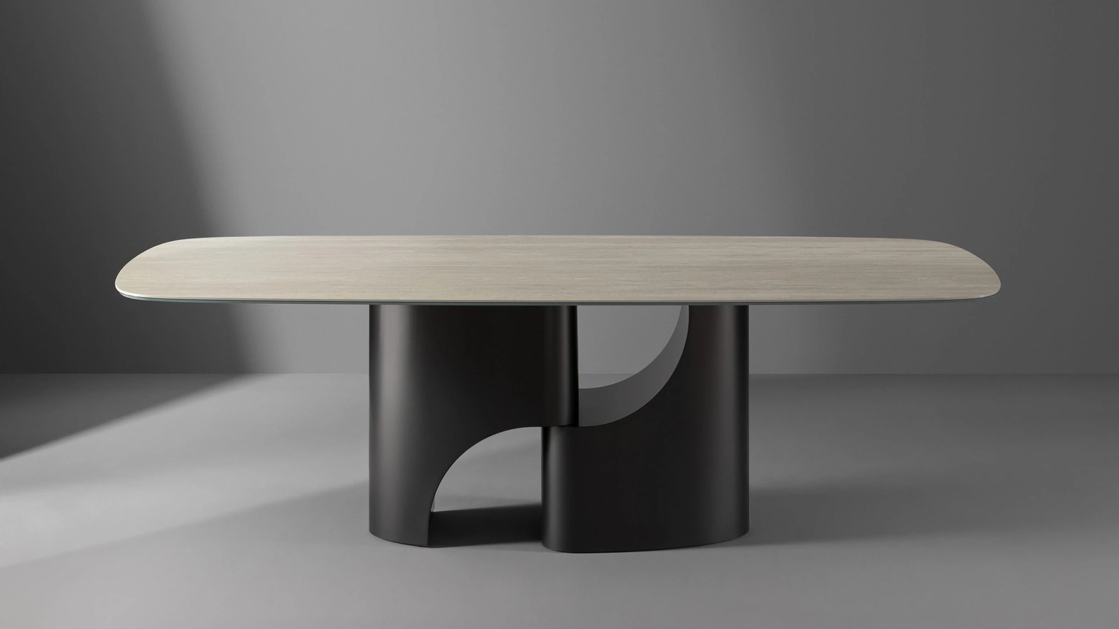 Tavolo Taijitu con top in ceramica di Bonaldo