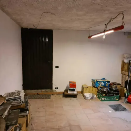 Ambiente della taverna prima dell’intervento di arredamento