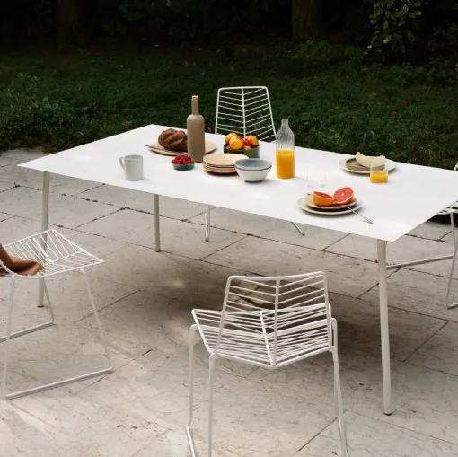 Tavolo outdoor Onemm di Arper
