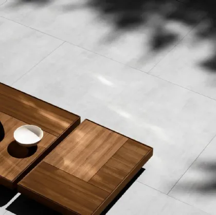 Tavolino in legno di Teak Kasbah Low Table di Living Divani